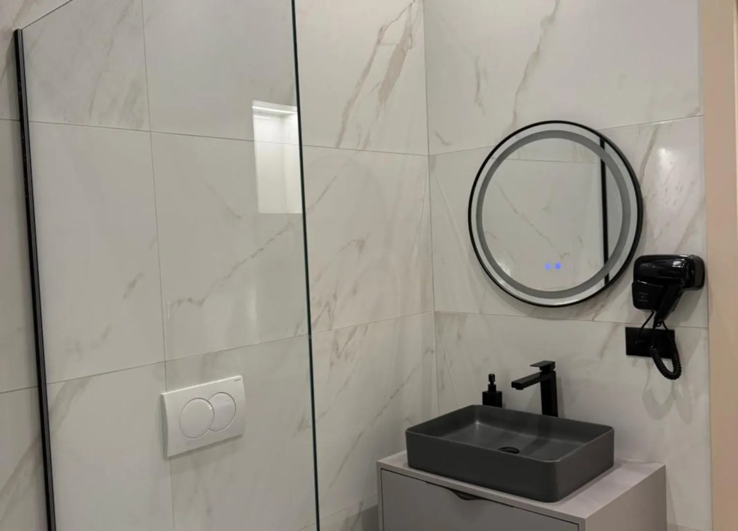 Гостевой дом Villa Guesthouse Albion Лежа