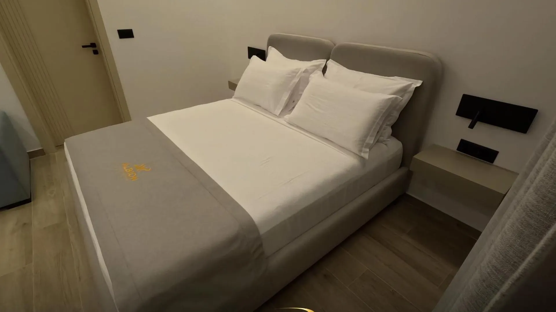 Villa Guesthouse Albion Лежа 0*,
