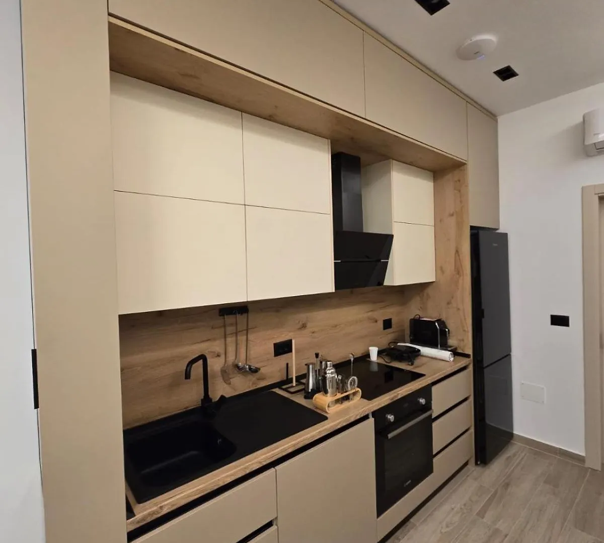 Villa Guesthouse Albion Лежа Албания