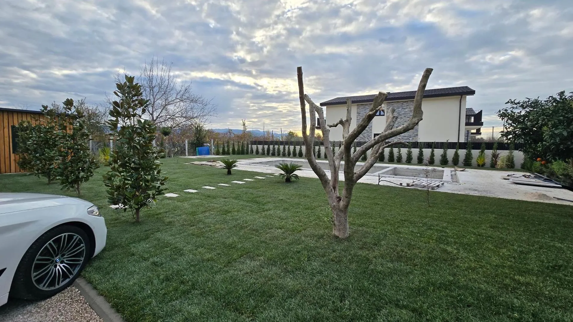 Villa Guesthouse Albion Лежа 0*,  Албания